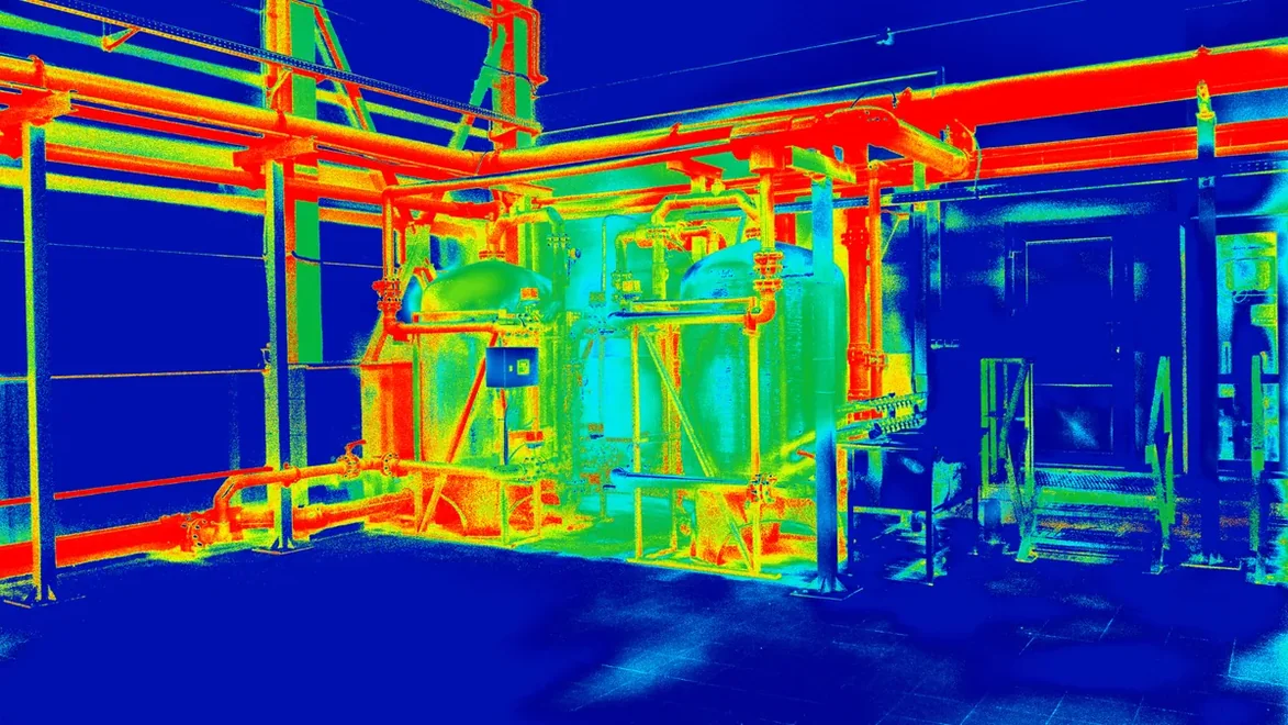 Imagem termográfica de tubulações industriais em cores quentes e frias